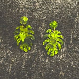 Leaf earrings